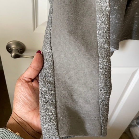 BCBG Blazer - Picture 4 of 4